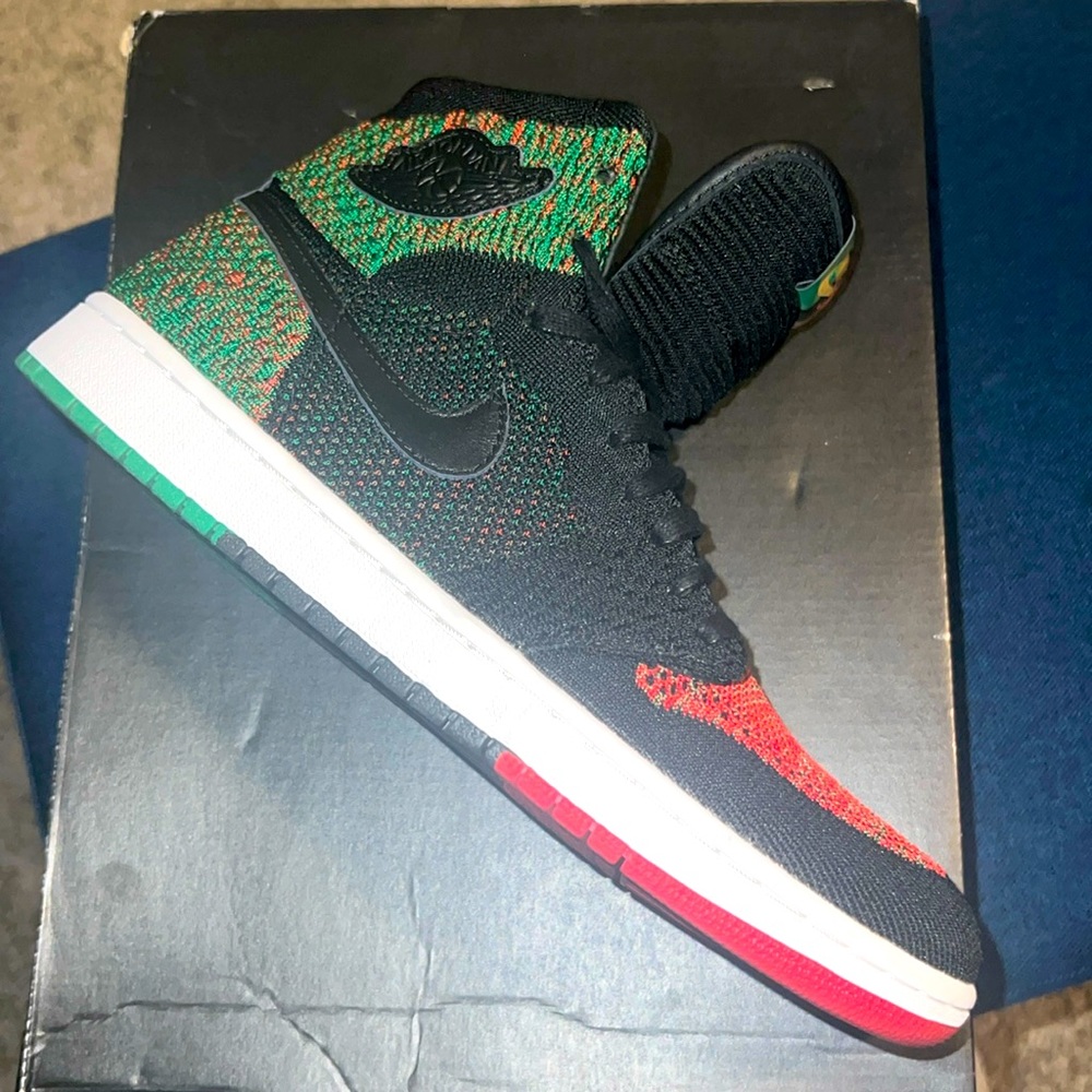 Jordan 1 Retro High Flyknit
Black History Month (2018)